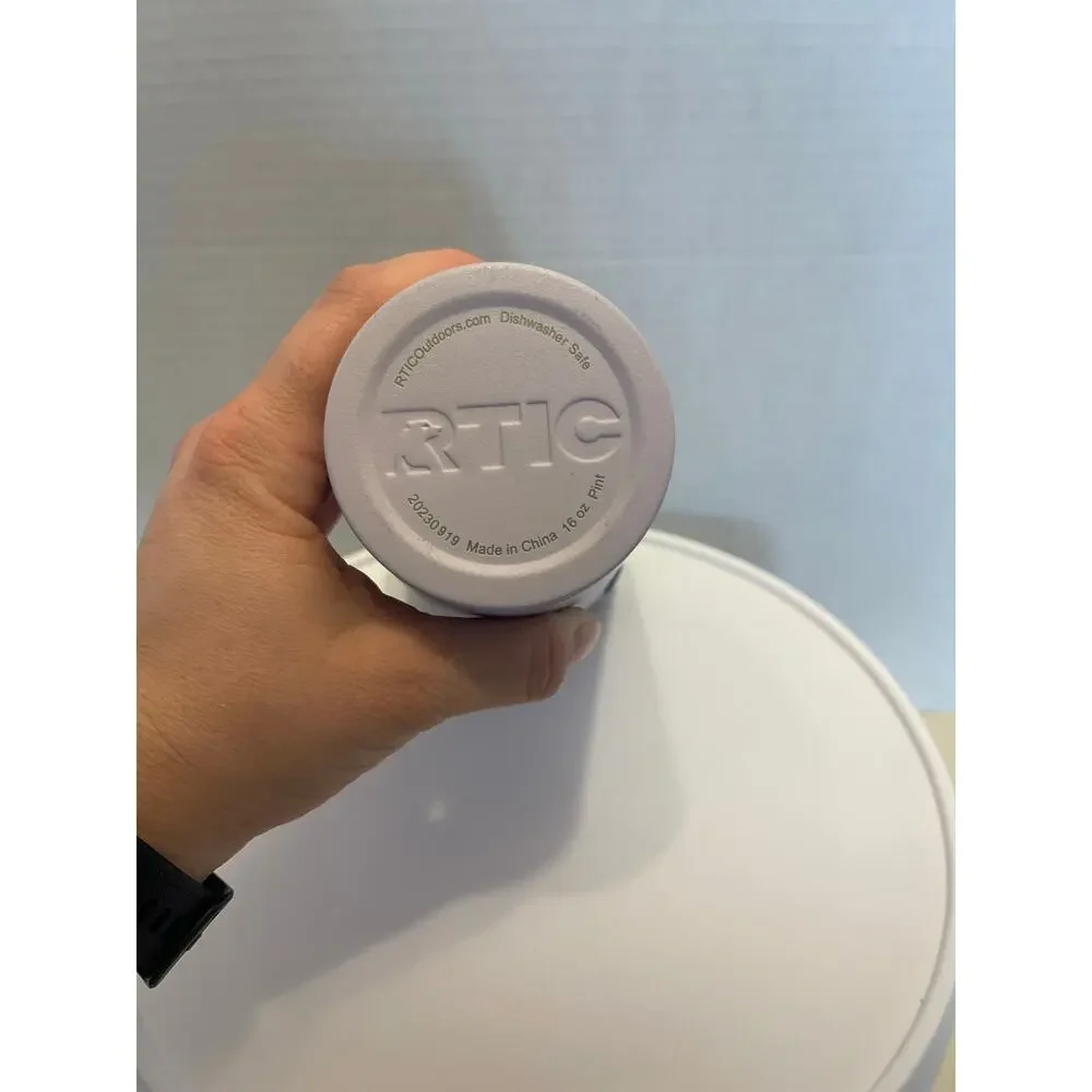 RTIC 20oz tumbler